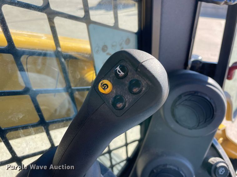 image for item DQ2285 2021 Caterpillar 259D3  tracked skid steer loader