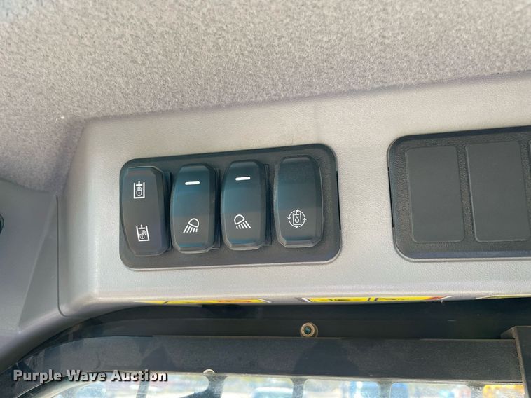 image for item DQ2287 2021 Caterpillar 259D3  tracked skid steer loader