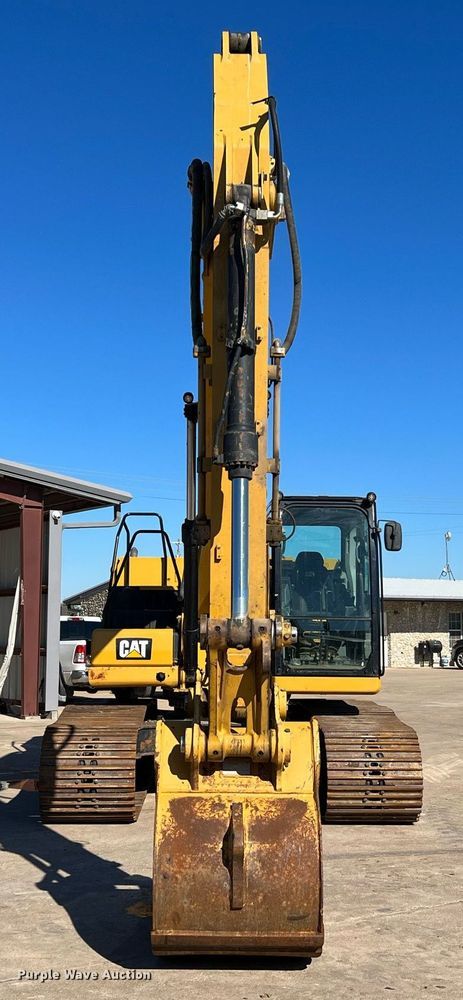 image for item DQ2289 2018 Caterpillar 323  excavator
