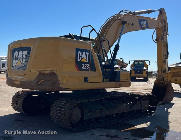 image for item DQ2289 2018 Caterpillar 323  excavator