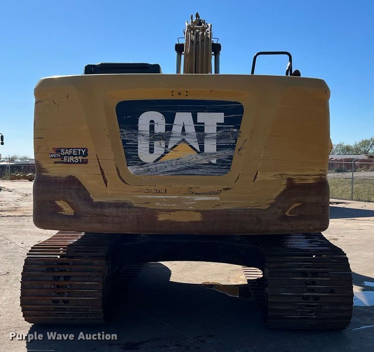 image for item DQ2289 2018 Caterpillar 323  excavator