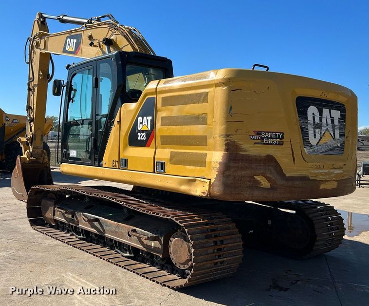 image for item DQ2289 2018 Caterpillar 323  excavator