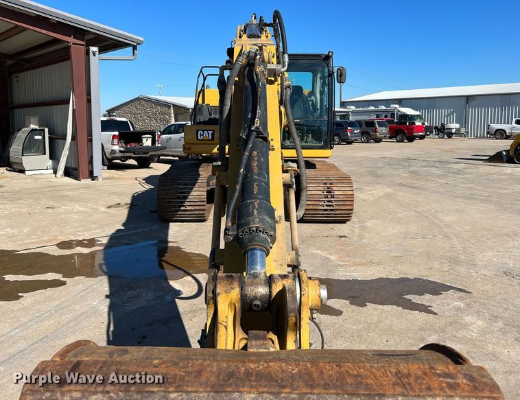 image for item DQ2289 2018 Caterpillar 323  excavator
