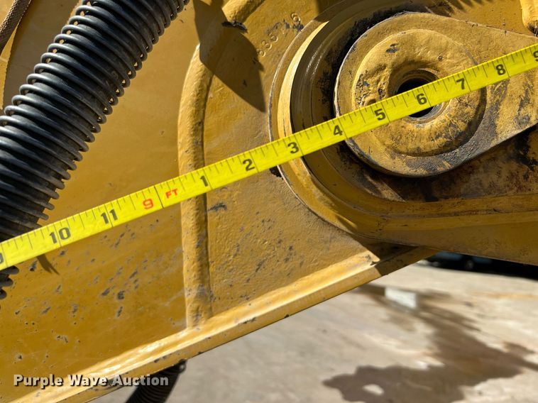 image for item DQ2289 2018 Caterpillar 323  excavator