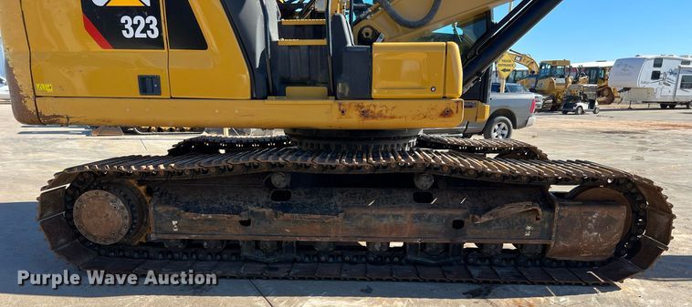 image for item DQ2289 2018 Caterpillar 323  excavator