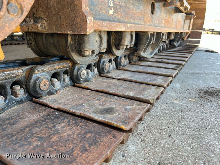 image for item DQ2289 2018 Caterpillar 323  excavator