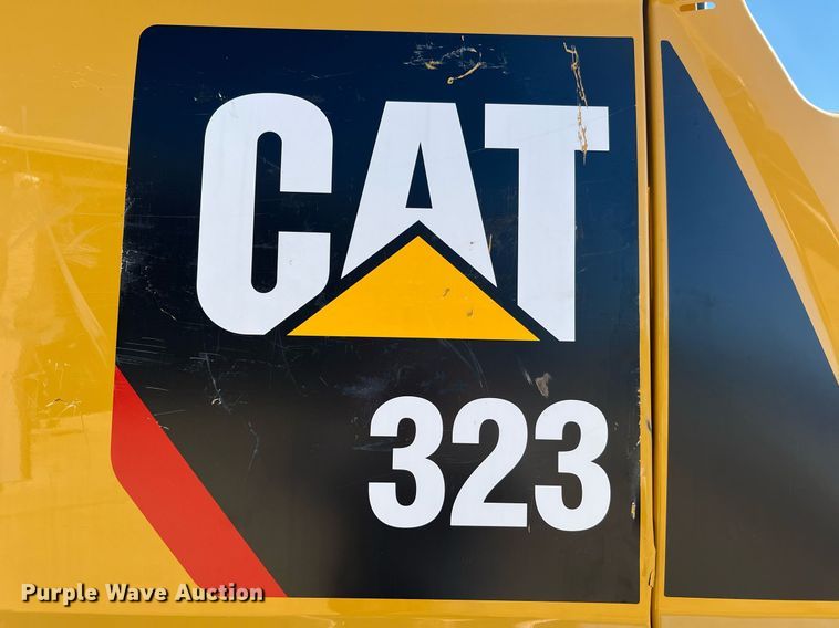 image for item DQ2289 2018 Caterpillar 323  excavator