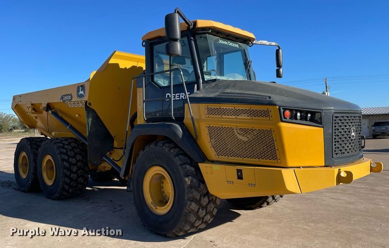 image for item DQ2290 2021 John Deere 260E  haul truck