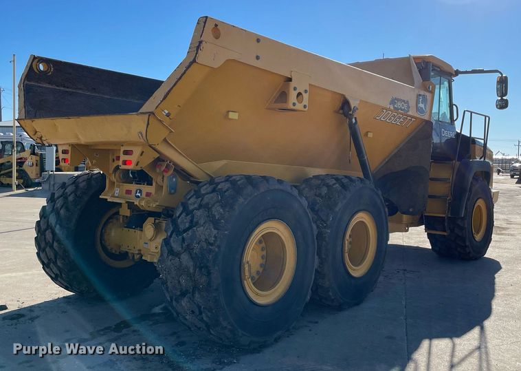 image for item DQ2290 2021 John Deere 260E  haul truck