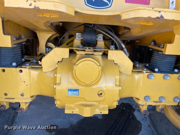 image for item DQ2290 2021 John Deere 260E  haul truck