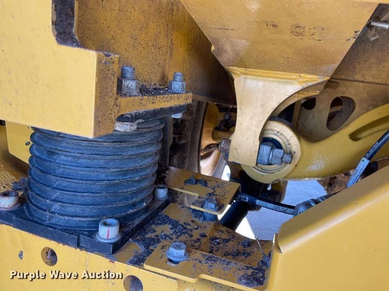 image for item DQ2290 2021 John Deere 260E  haul truck