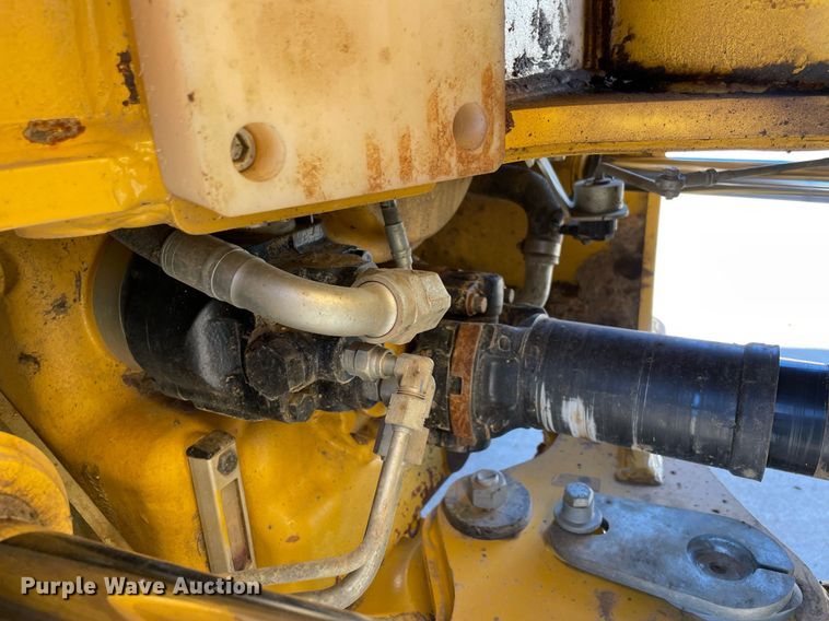 image for item DQ2290 2021 John Deere 260E  haul truck