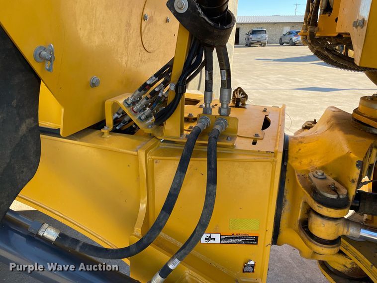 image for item DQ2290 2021 John Deere 260E  haul truck