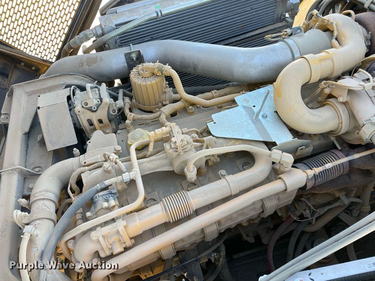 image for item DQ2290 2021 John Deere 260E  haul truck