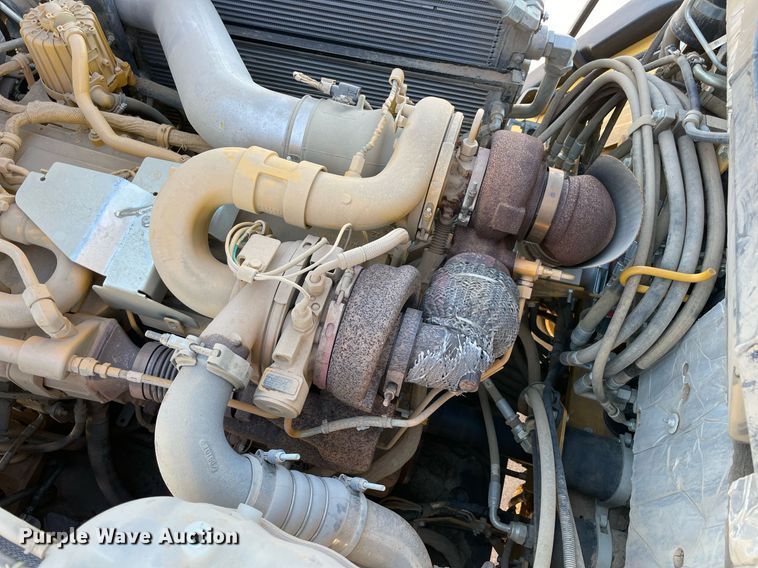 image for item DQ2290 2021 John Deere 260E  haul truck