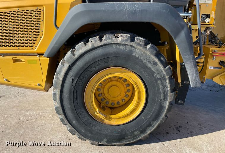 image for item DQ2290 2021 John Deere 260E  haul truck