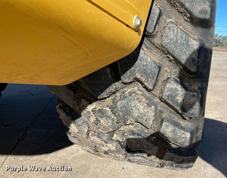 image for item DQ2290 2021 John Deere 260E  haul truck