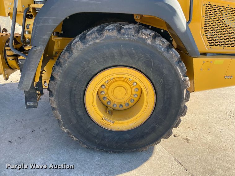 image for item DQ2290 2021 John Deere 260E  haul truck