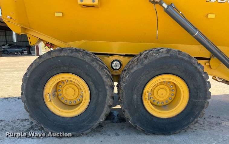 image for item DQ2290 2021 John Deere 260E  haul truck