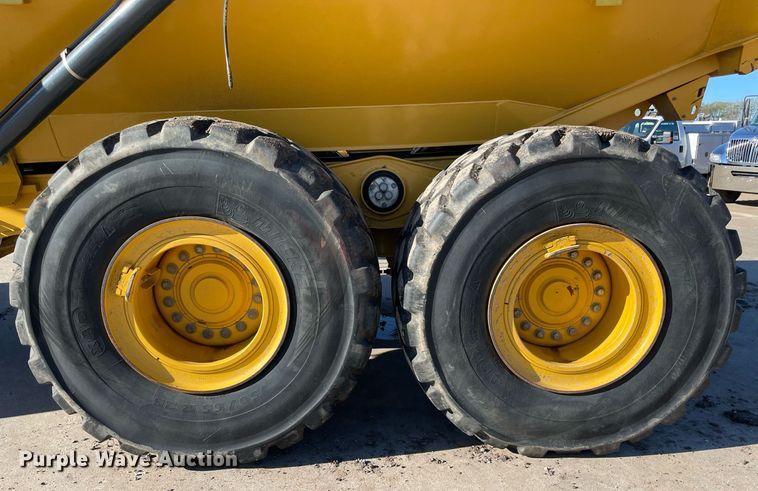 image for item DQ2290 2021 John Deere 260E  haul truck