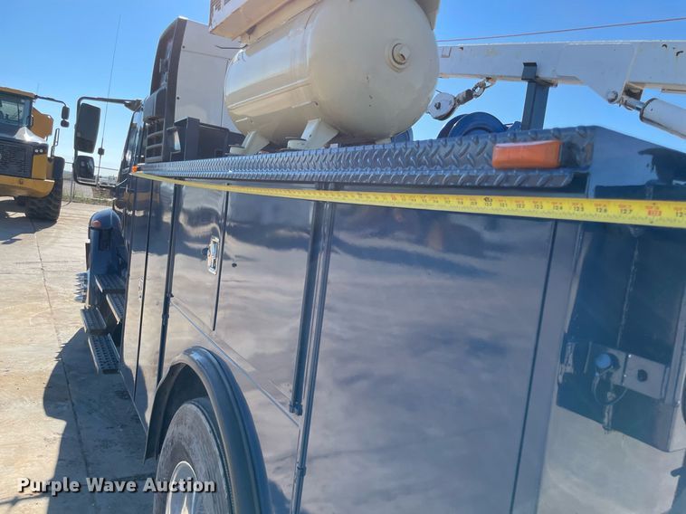 image for item DQ2291 2007 International 4300  Crew Cab utility / service truck