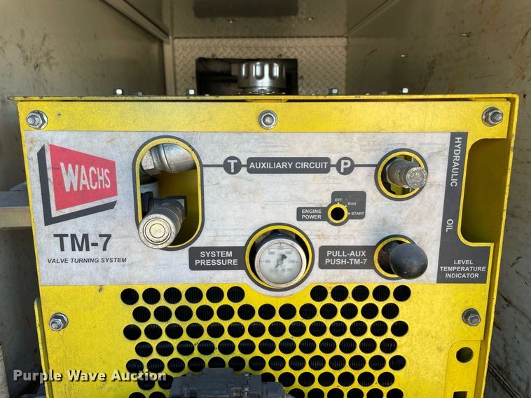 image for item DQ2291 2007 International 4300  Crew Cab utility / service truck