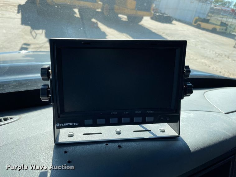 image for item DQ2291 2007 International 4300  Crew Cab utility / service truck