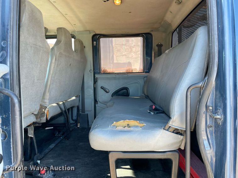 image for item DQ2291 2007 International 4300  Crew Cab utility / service truck