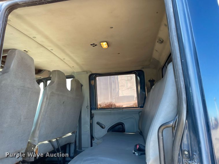 image for item DQ2291 2007 International 4300  Crew Cab utility / service truck