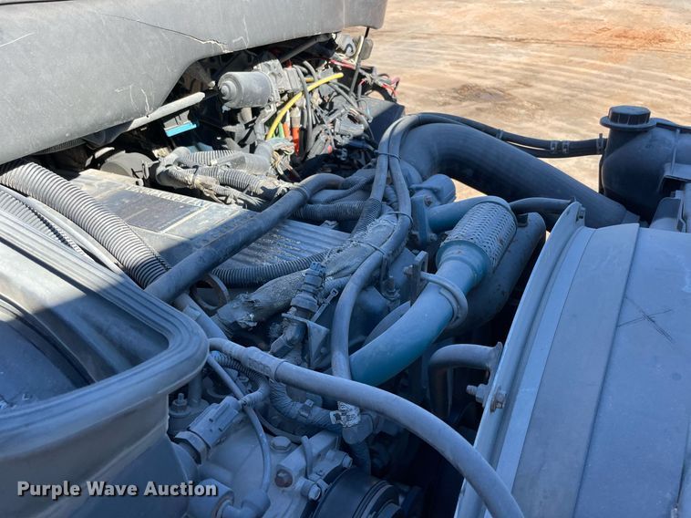 image for item DQ2291 2007 International 4300  Crew Cab utility / service truck