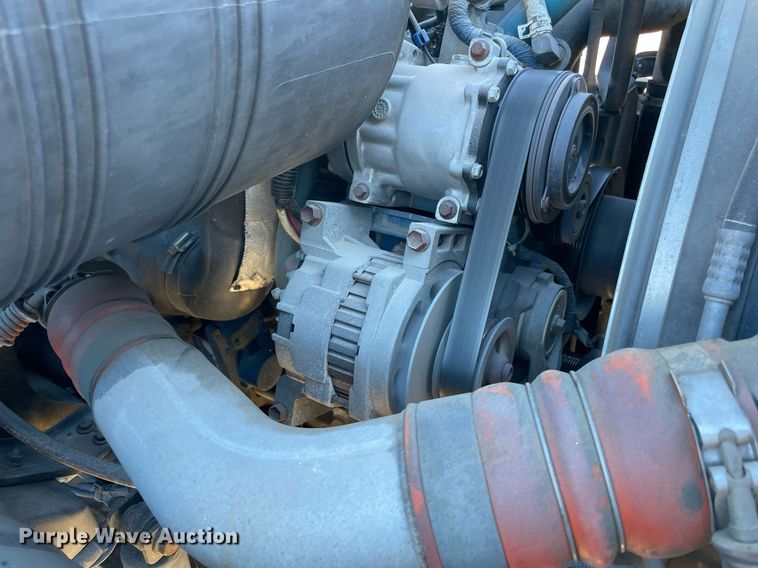 image for item DQ2291 2007 International 4300  Crew Cab utility / service truck