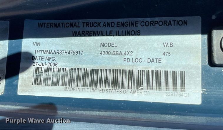 image for item DQ2291 2007 International 4300  Crew Cab utility / service truck