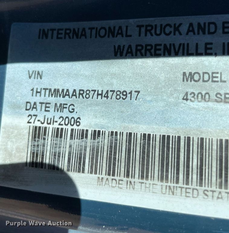 image for item DQ2291 2007 International 4300  Crew Cab utility / service truck