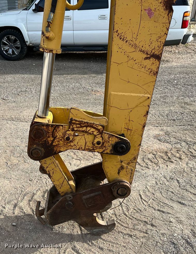 image for item DQ2292 2003 Caterpillar 416D  backhoe