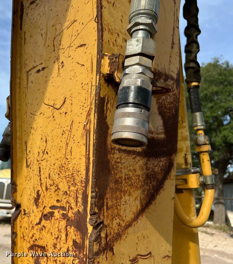 image for item DQ2292 2003 Caterpillar 416D  backhoe