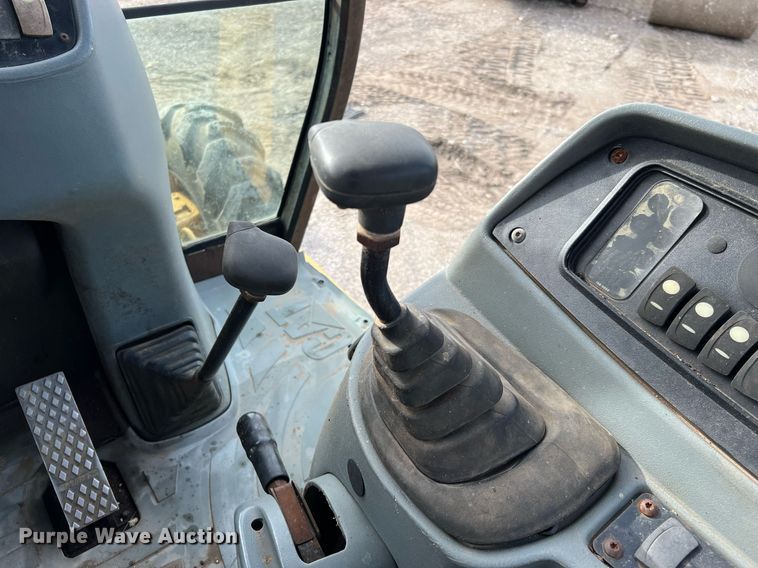 image for item DQ2292 2003 Caterpillar 416D  backhoe