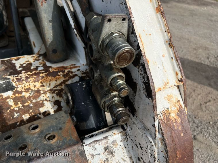 image for item DQ2293 2005 Bobcat T190  tracked skid steer loader