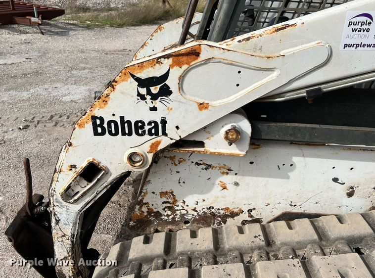 image for item DQ2293 2005 Bobcat T190  tracked skid steer loader