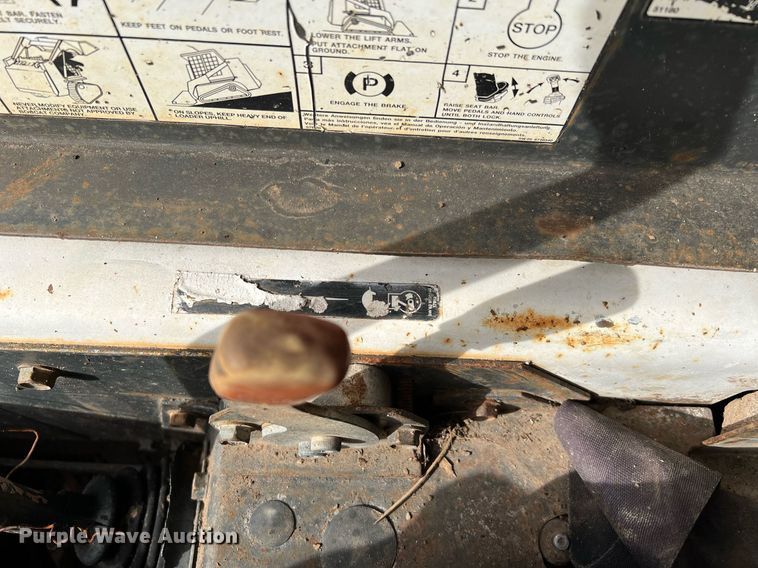 image for item DQ2293 2005 Bobcat T190  tracked skid steer loader