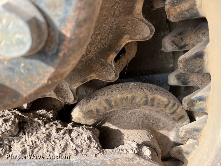 image for item DQ2293 2005 Bobcat T190  tracked skid steer loader