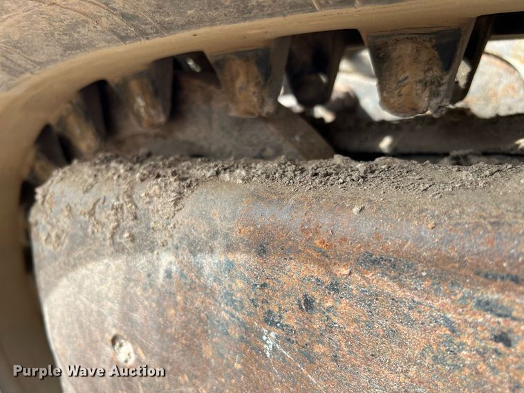 image for item DQ2293 2005 Bobcat T190  tracked skid steer loader