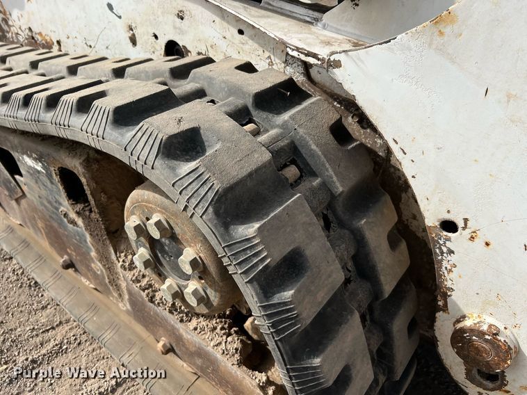 image for item DQ2293 2005 Bobcat T190  tracked skid steer loader
