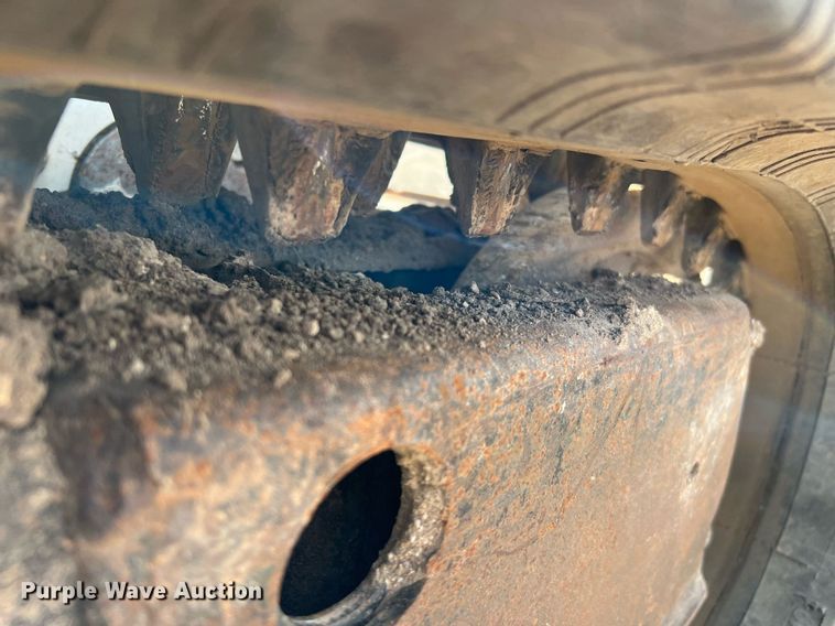 image for item DQ2293 2005 Bobcat T190  tracked skid steer loader