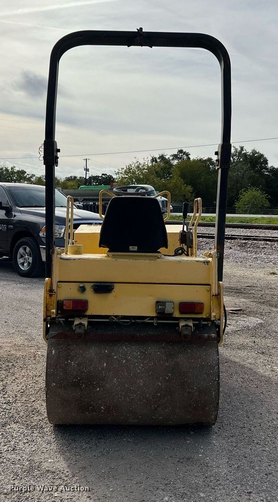 image for item DQ2294 Wacker RD25  double drum vibratory roller