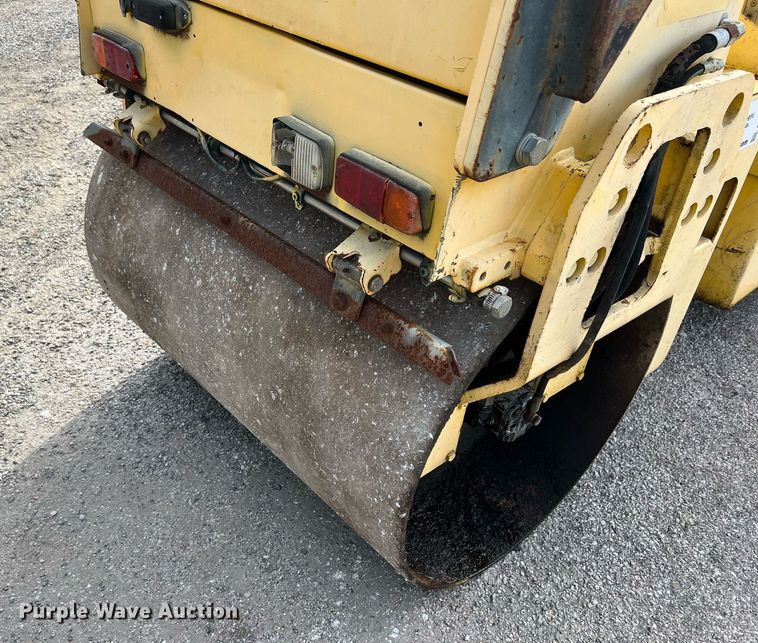 image for item DQ2294 Wacker RD25  double drum vibratory roller