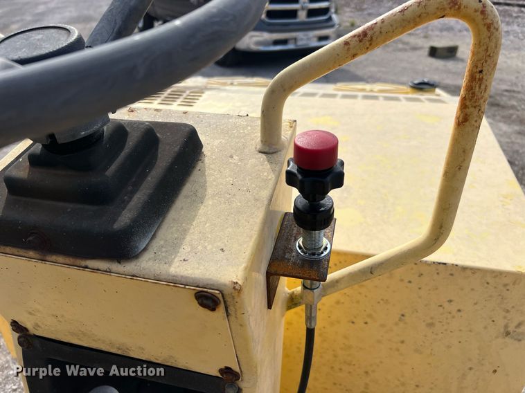 image for item DQ2294 Wacker RD25  double drum vibratory roller