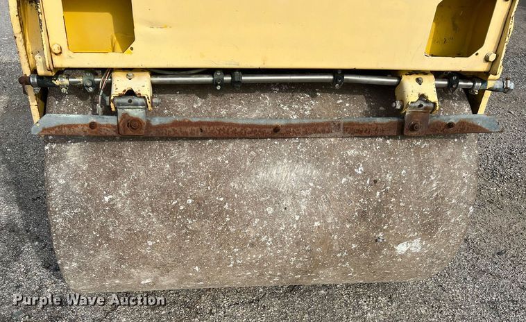 image for item DQ2294 Wacker RD25  double drum vibratory roller