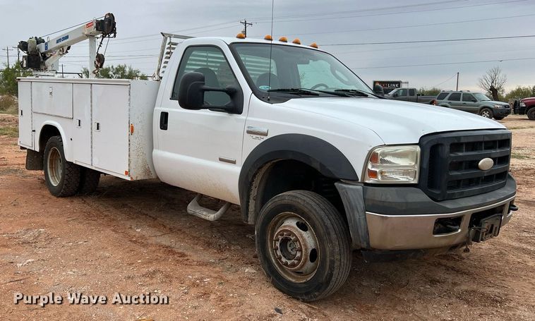 image for item DQ2304 2006 Ford F550 Super Duty XL  utility / service truck