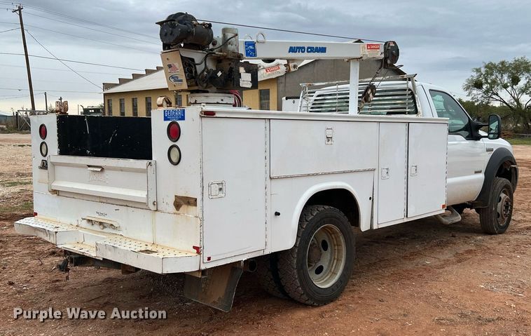 image for item DQ2304 2006 Ford F550 Super Duty XL  utility / service truck