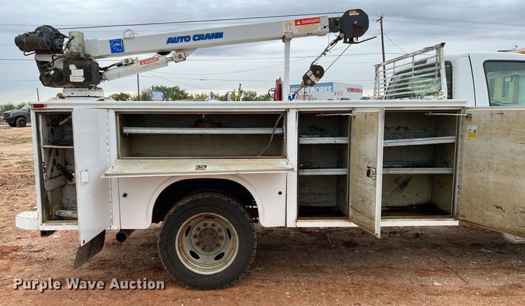 image for item DQ2304 2006 Ford F550 Super Duty XL  utility / service truck